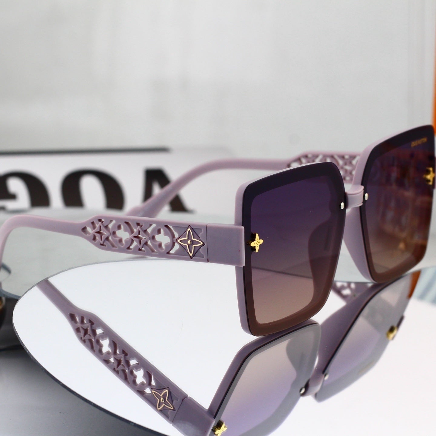 Oversized Square Sunglasses with Cut-out Star Accents 3346
