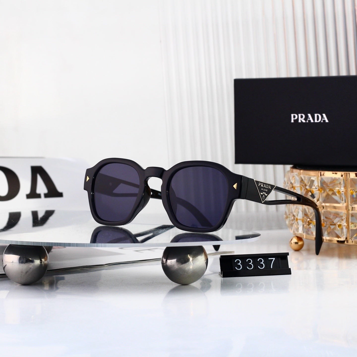 Polarized Sunglasses Personality Rivet Small Round Frame Sunglasses  3337