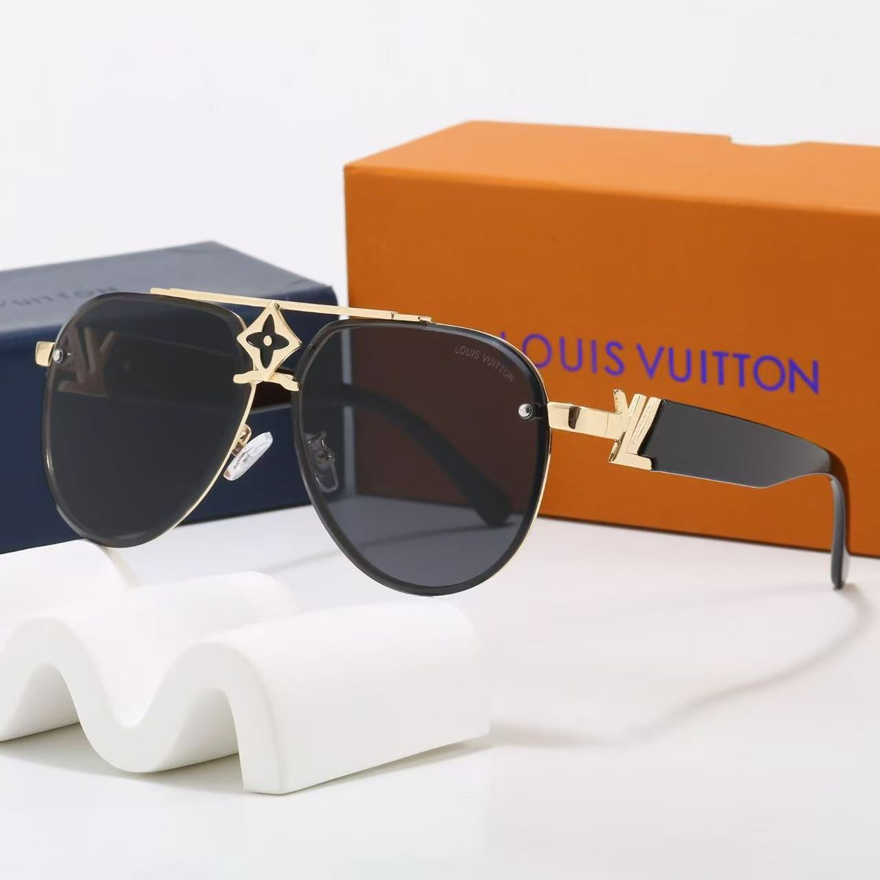 2025 New Fashionable Sunglasses