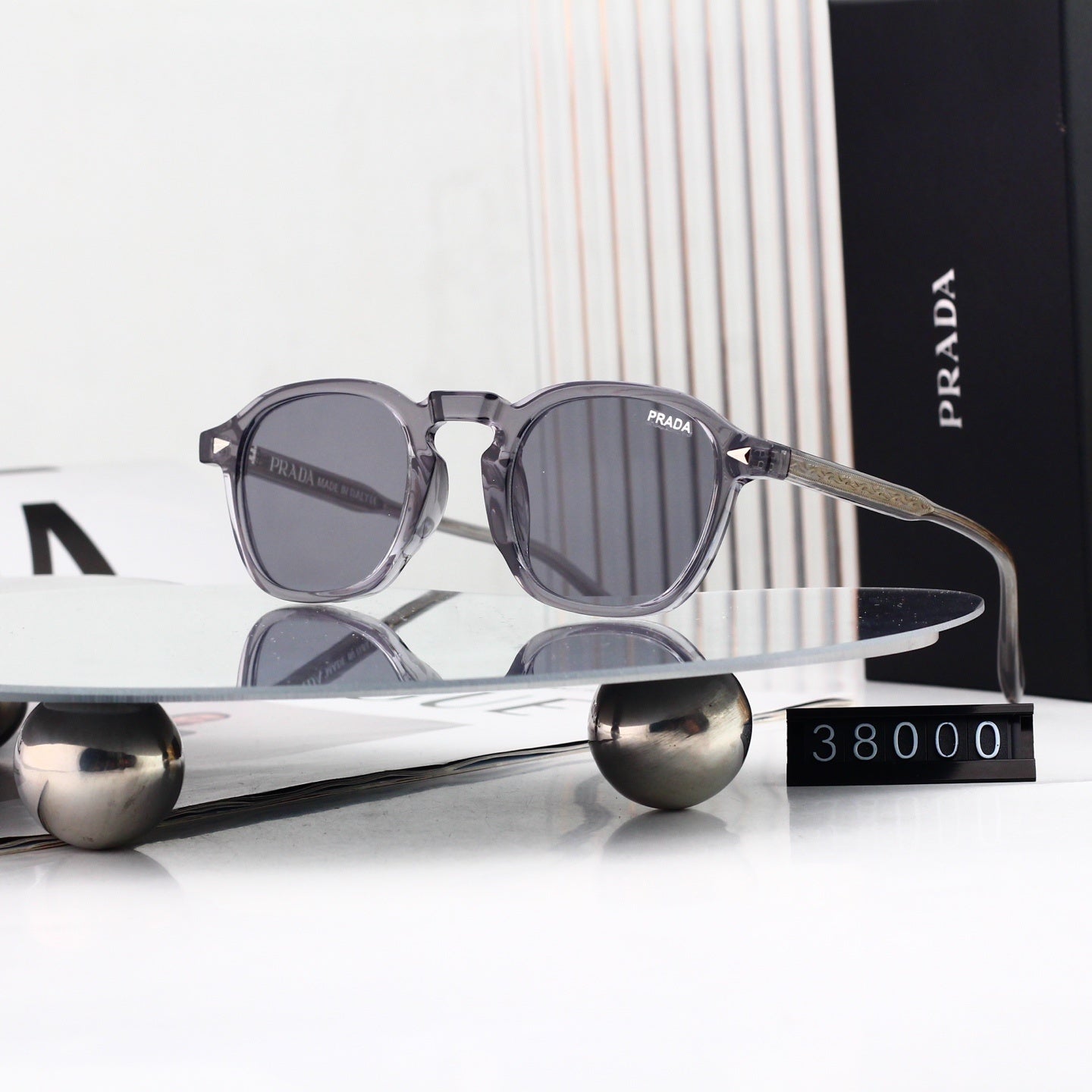 Fashion Metal Frame Polygon Sunglasses Women Trendy 38000