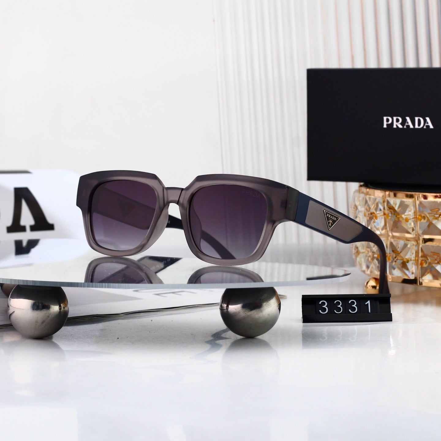 Casual Metal Polygon Sunglasses Fashion Streetwear  3331