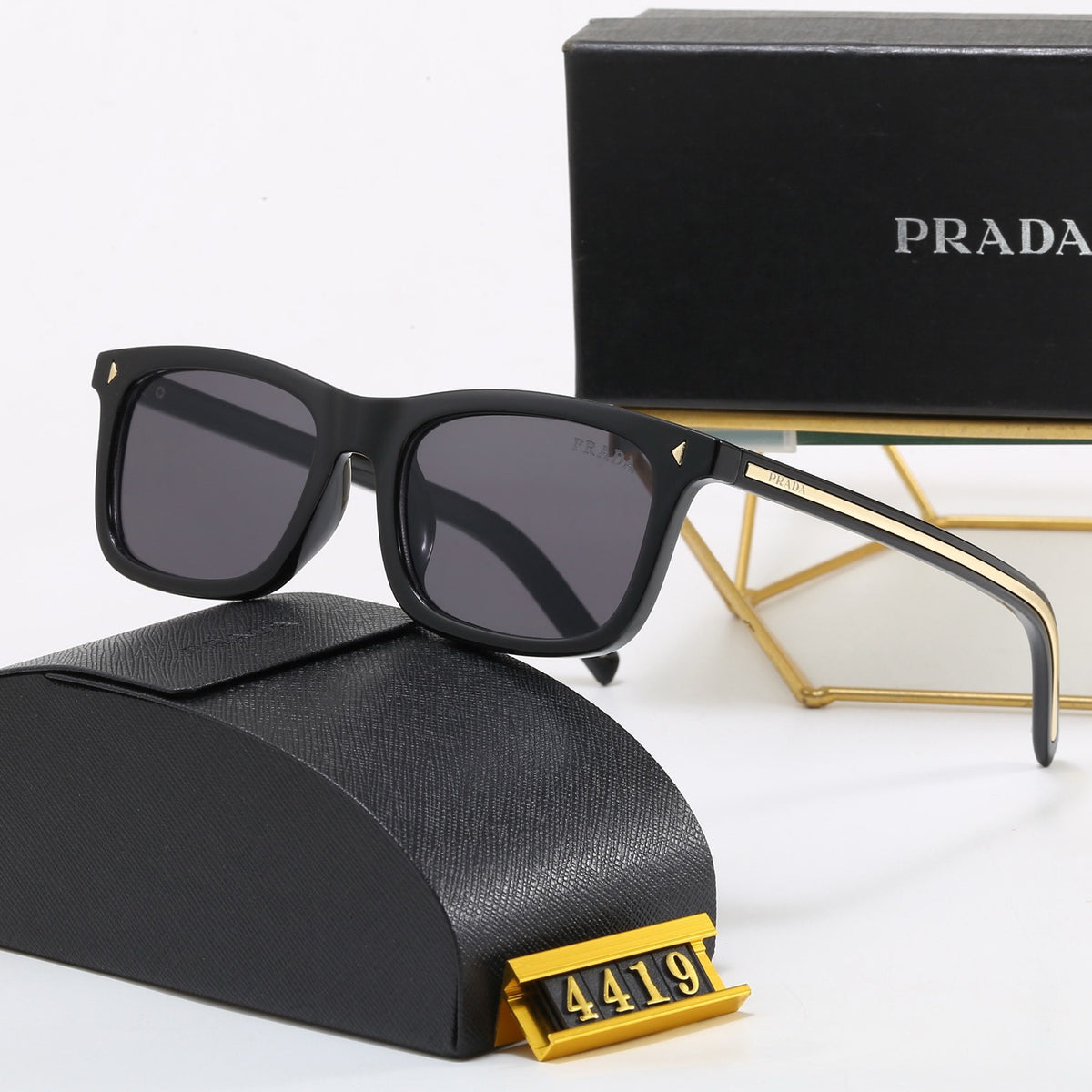 New Retro-Chic Square-Frame Triangular Sunglasses 4419