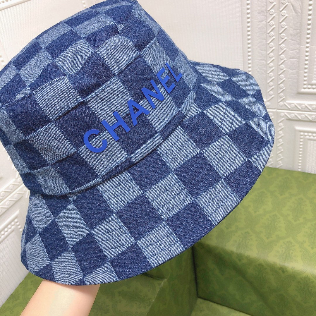 Fashion Rhombus Element Bucket Hat