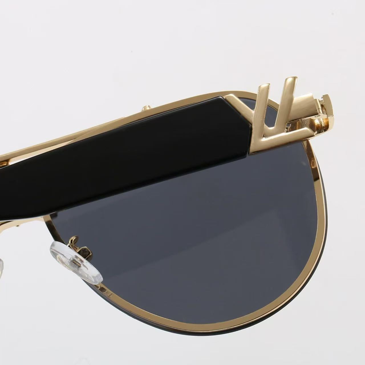 2025 New Fashionable Sunglasses