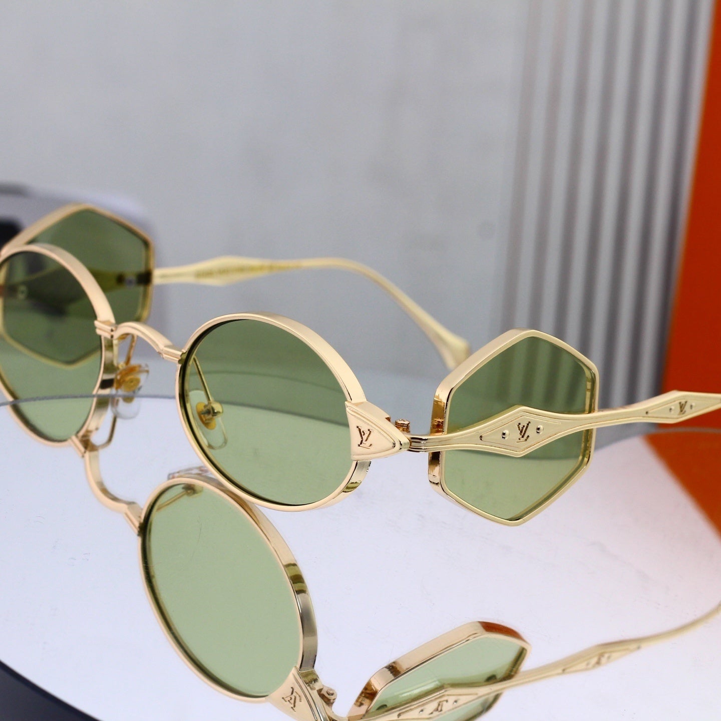 Fashion Metal Logo Polygon Sunglasses 4141