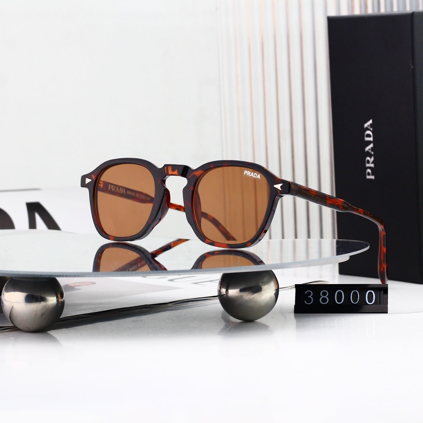 Fashion Metal Frame Polygon Sunglasses Women Trendy 38000
