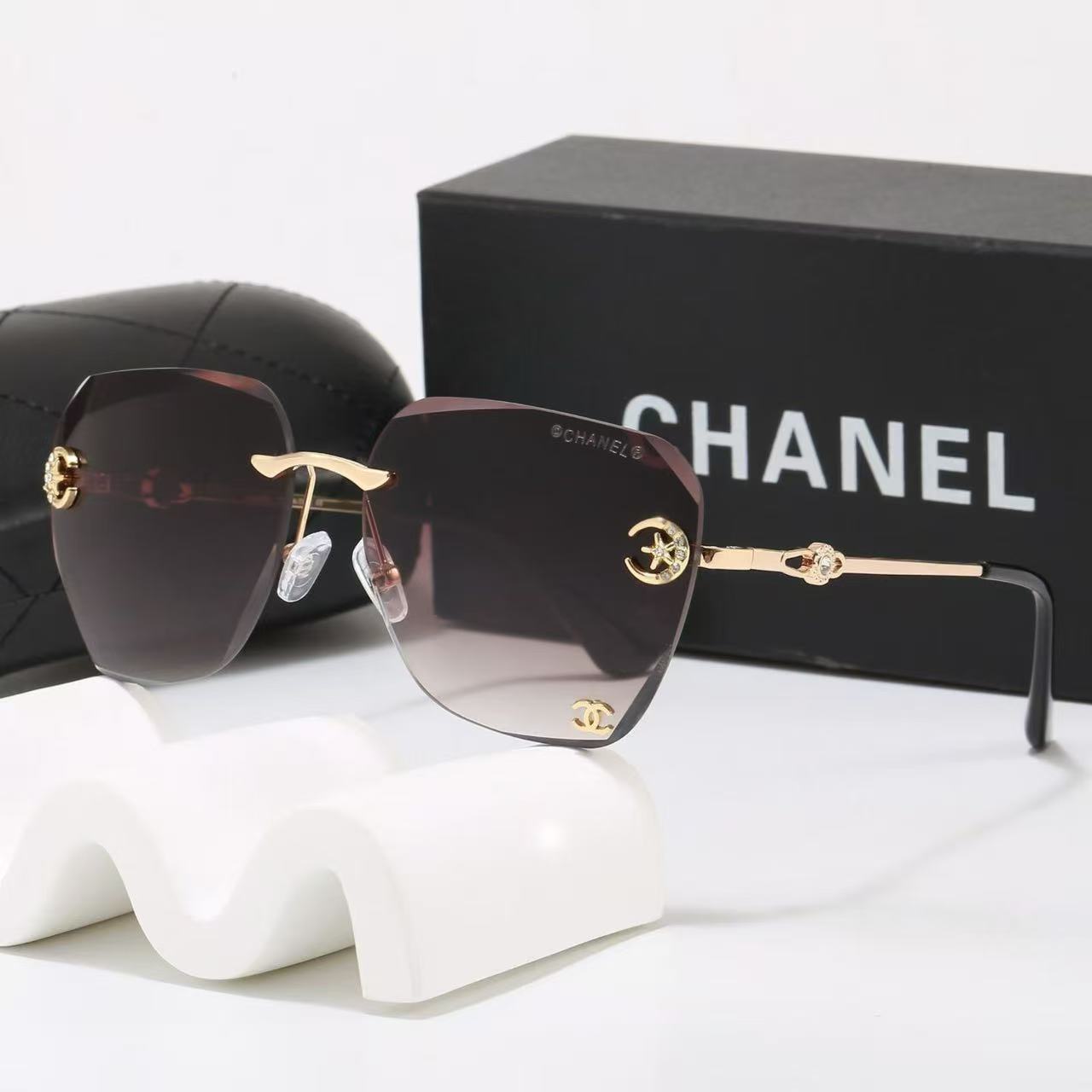 Women's Fashion Frameless Sunglasses