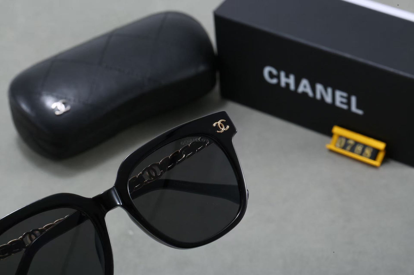 6-color chain fashion sunglasses 0768
