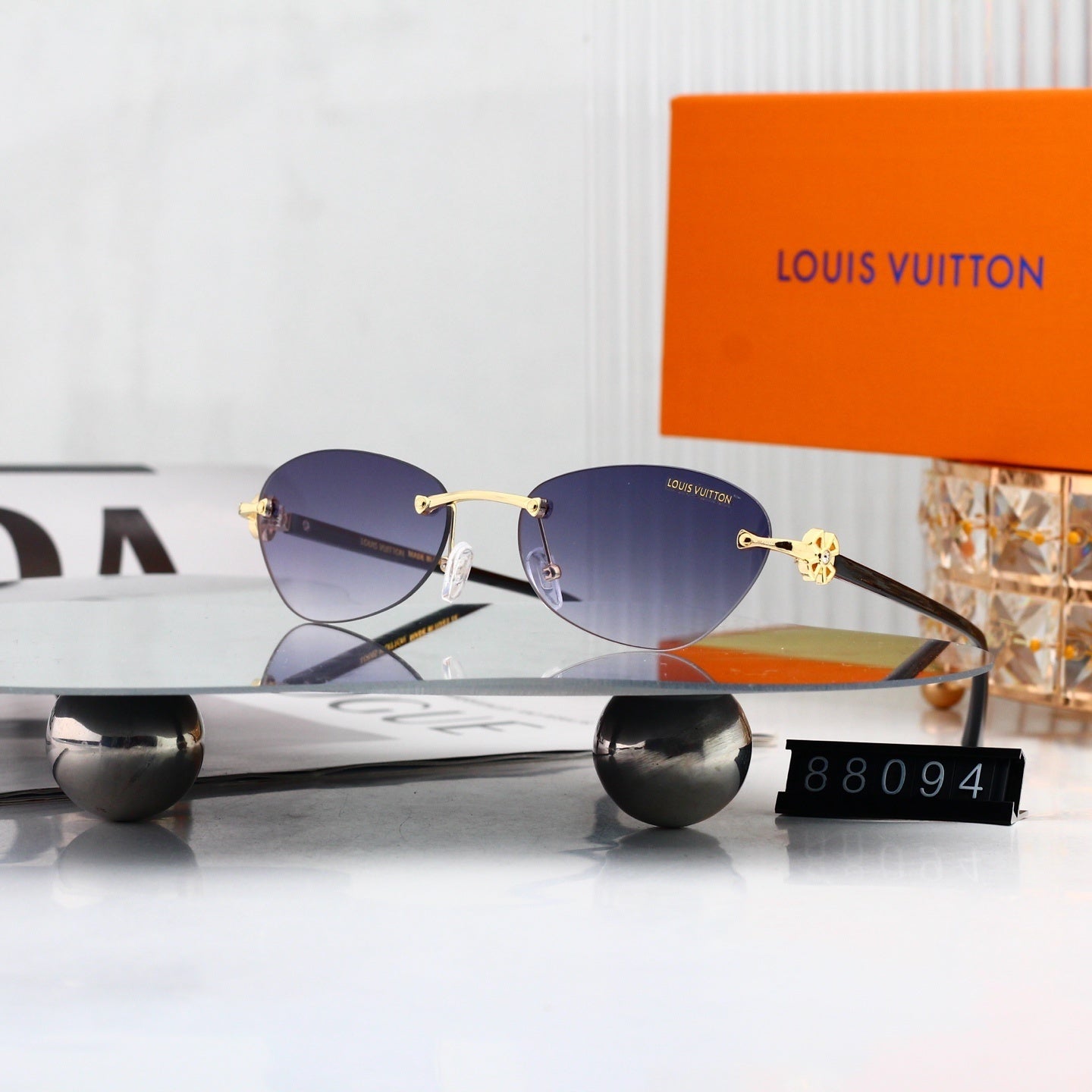 Frameless Oval Metal Decorated Sunglasses 88094
