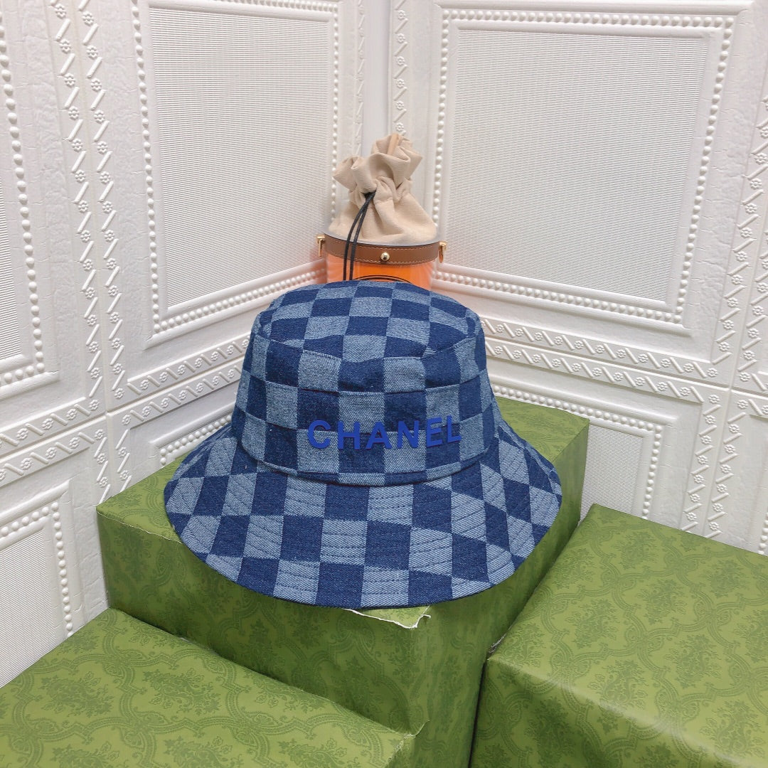 Fashion Rhombus Element Bucket Hat