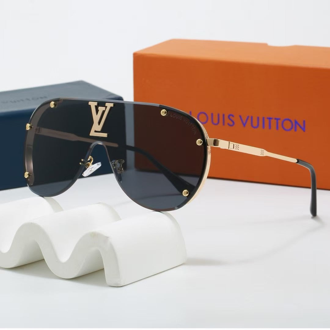 Oversized, integrated metal trendy sunglasses