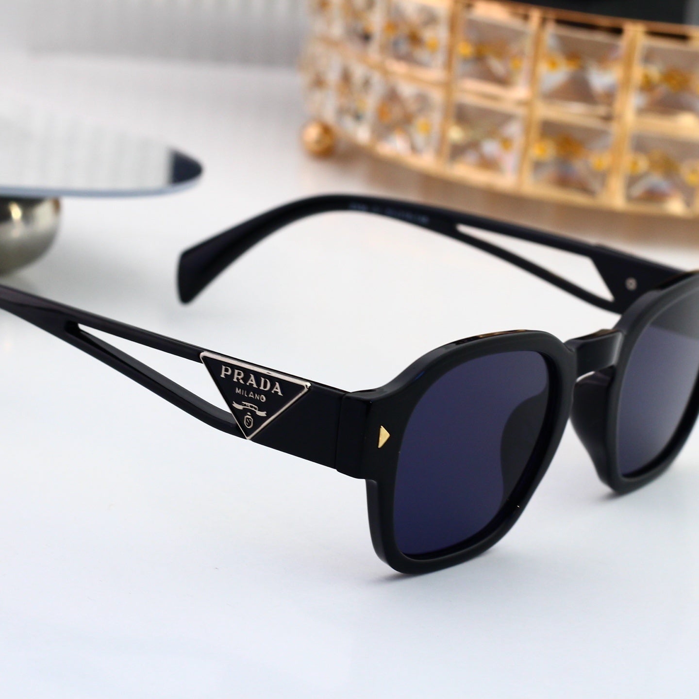 Polarized Sunglasses Personality Rivet Small Round Frame Sunglasses  3337