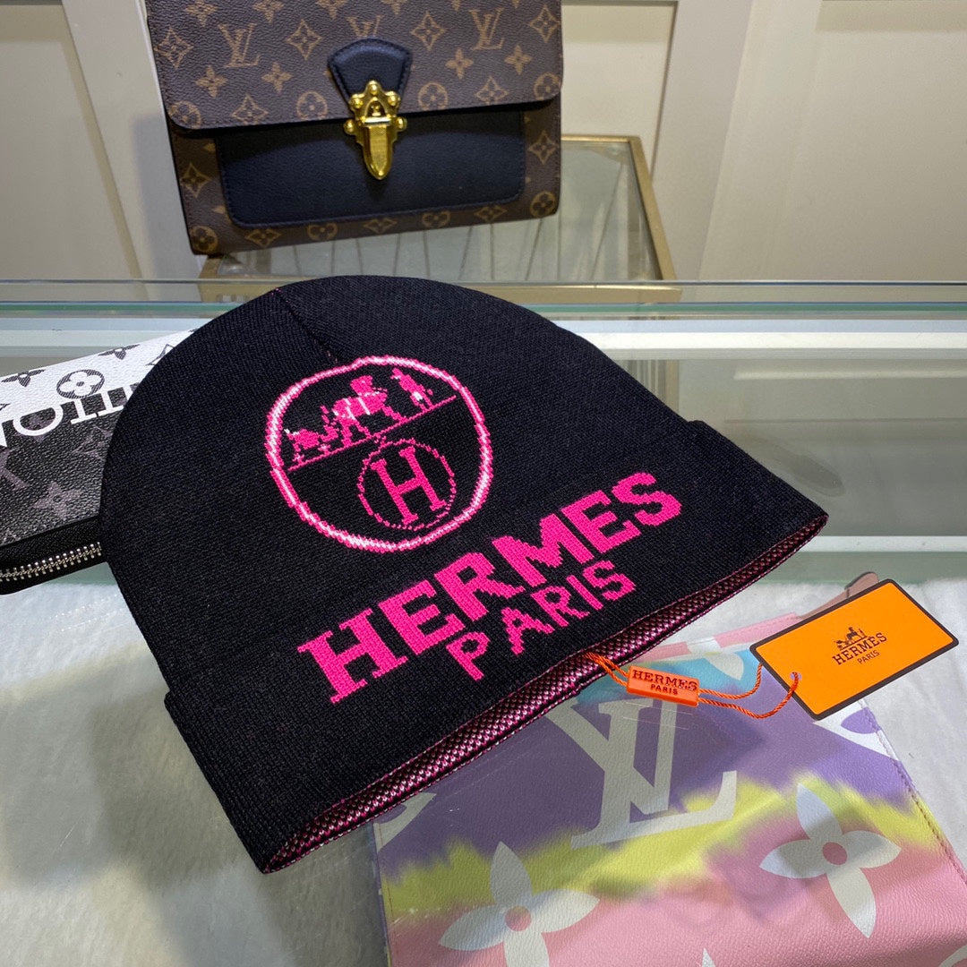 4-Color Logo Jacquard Knit Hat