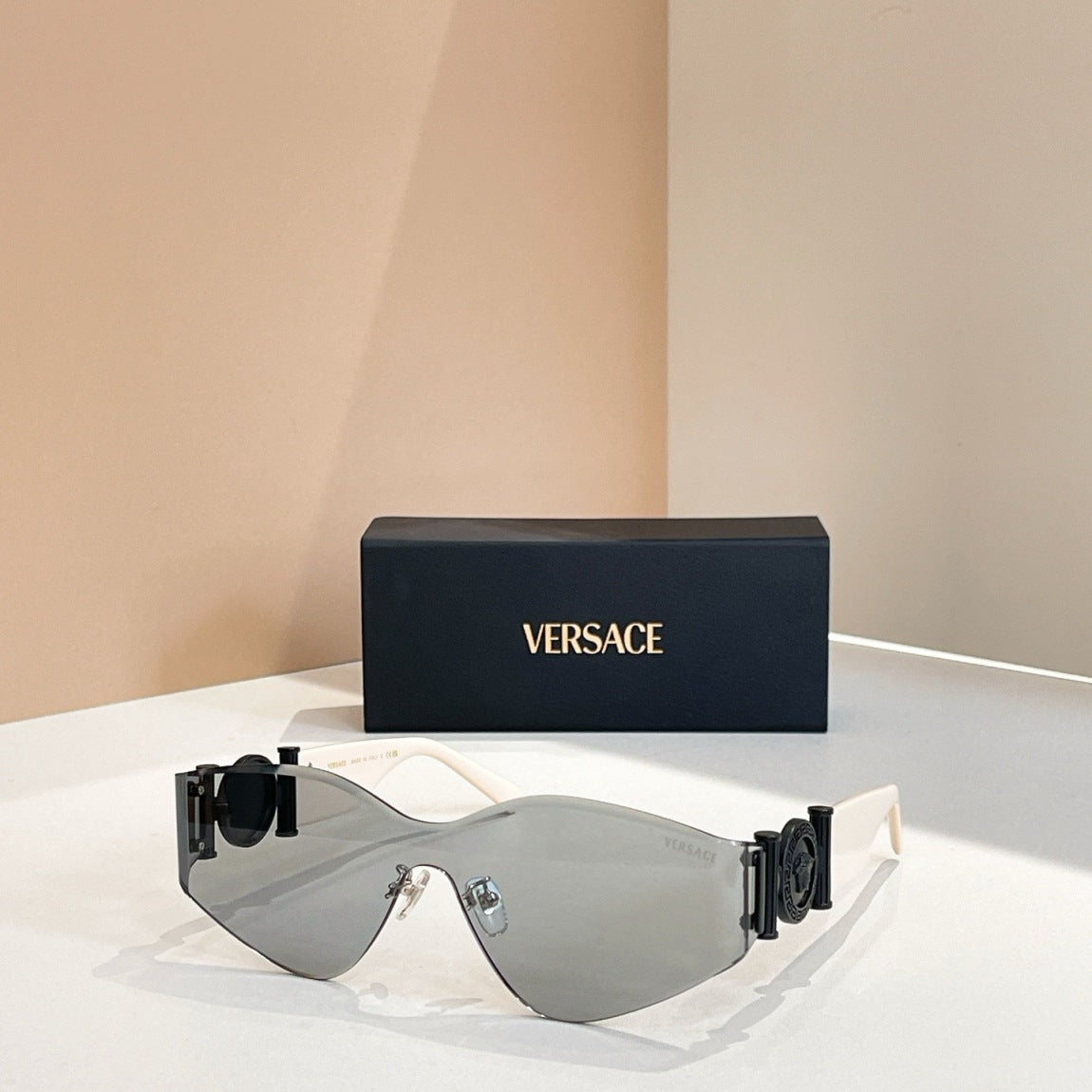 Stylish and unique frameless sunglasses