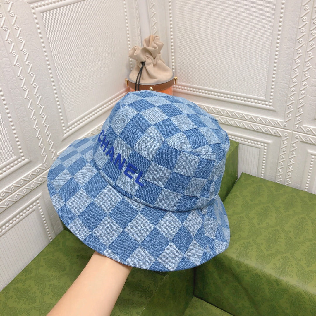 Fashion Rhombus Element Bucket Hat