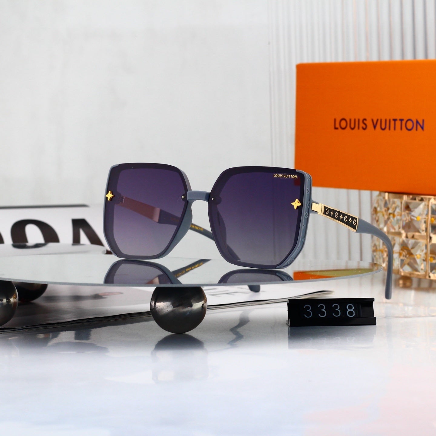 Oversized Polygonal Sunglasses with Star Accents 3338