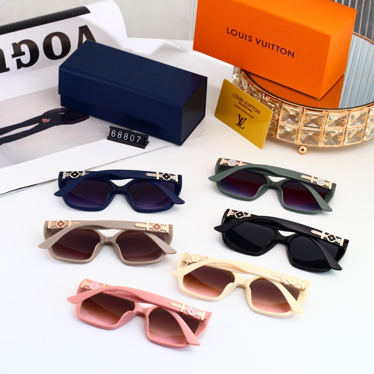 Minimalist Oversized Metal Decorated Sunglasses 68807