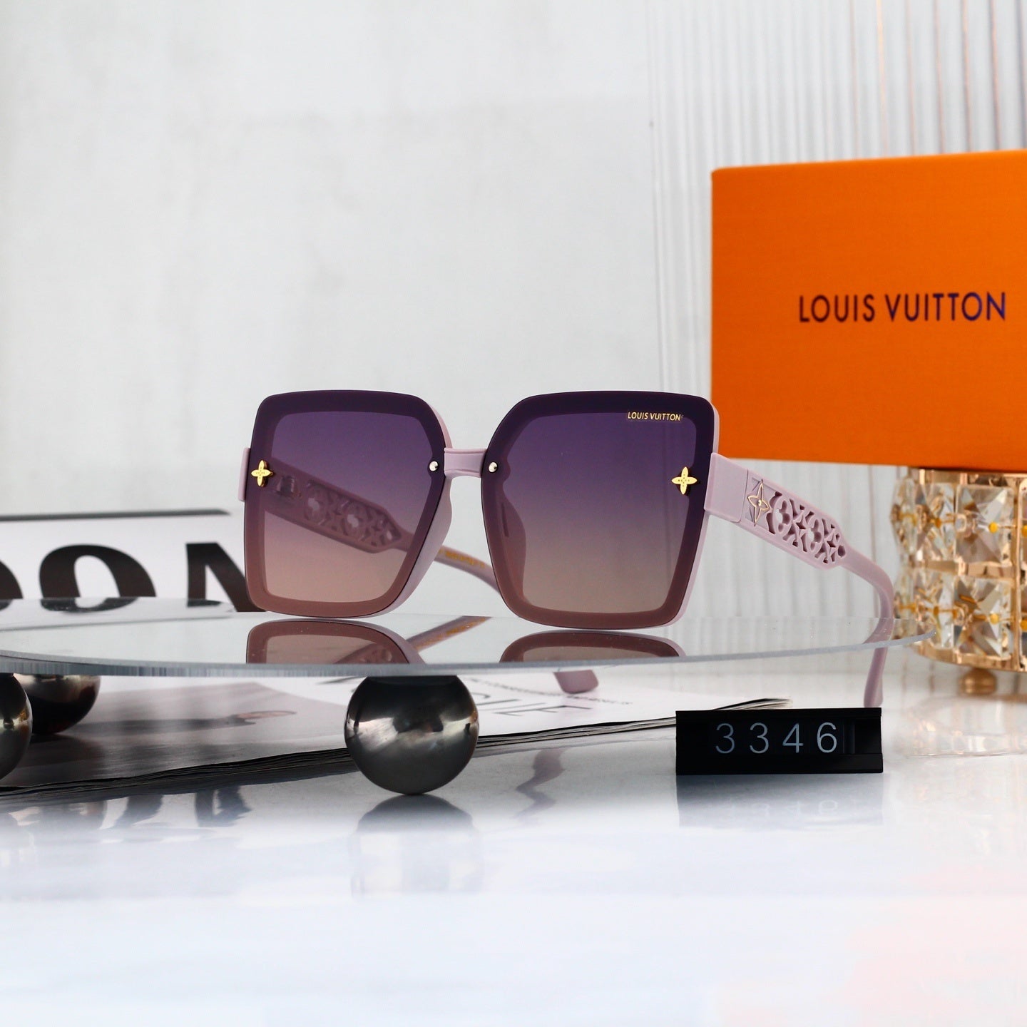 Oversized Square Sunglasses with Cut-out Star Accents 3346