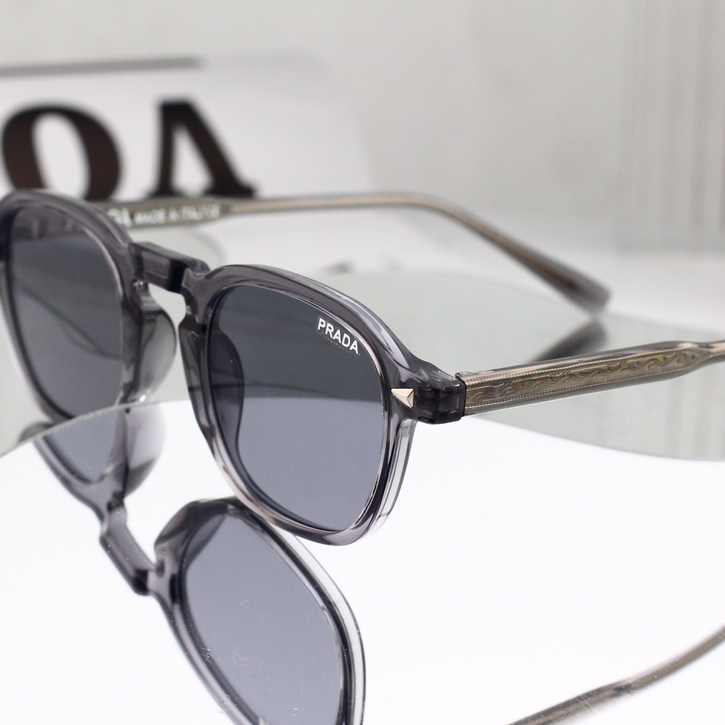 Fashion Metal Frame Polygon Sunglasses Women Trendy 38000